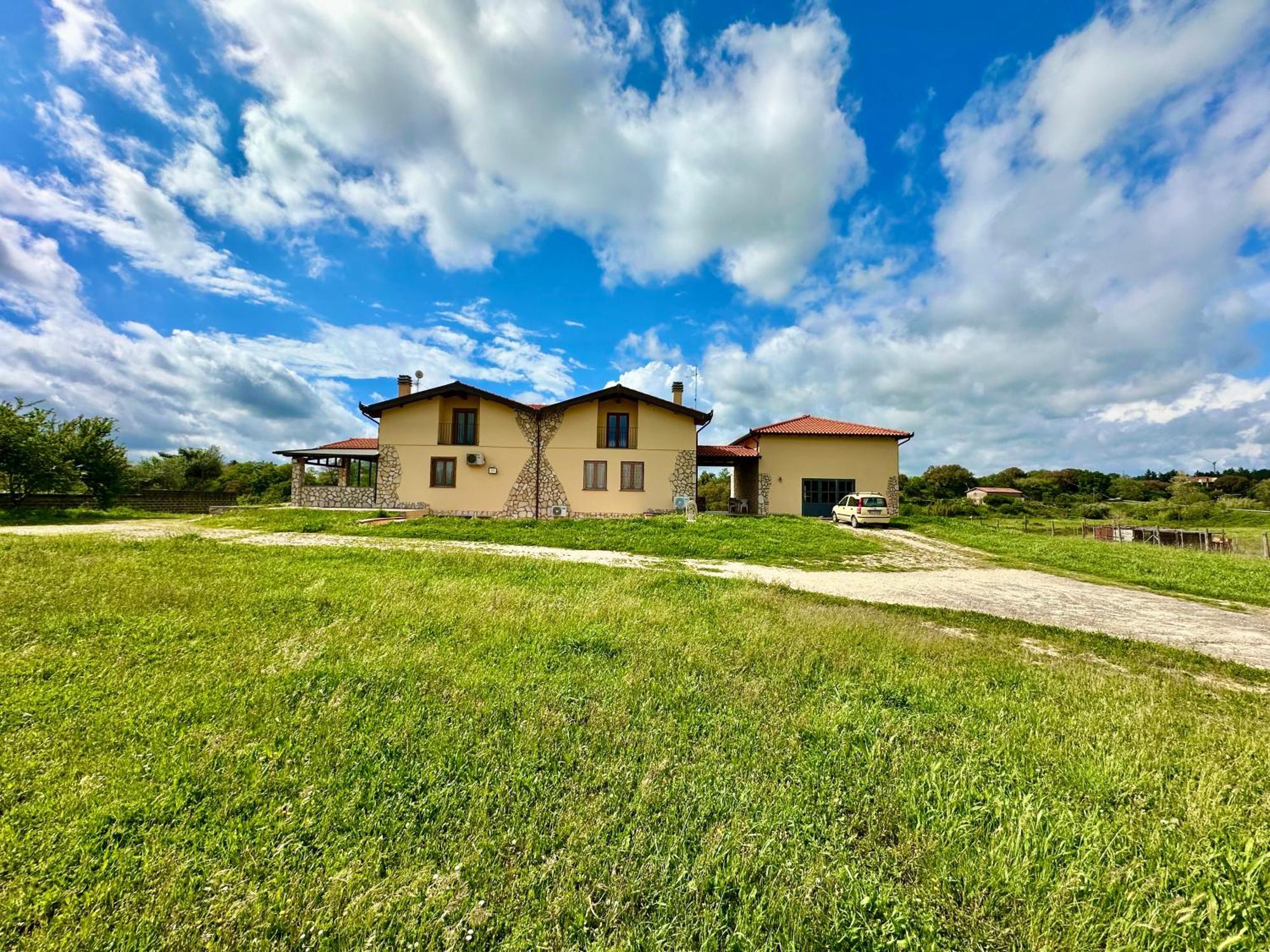 Villa Tuscia Apartments Тускания Экстерьер фото